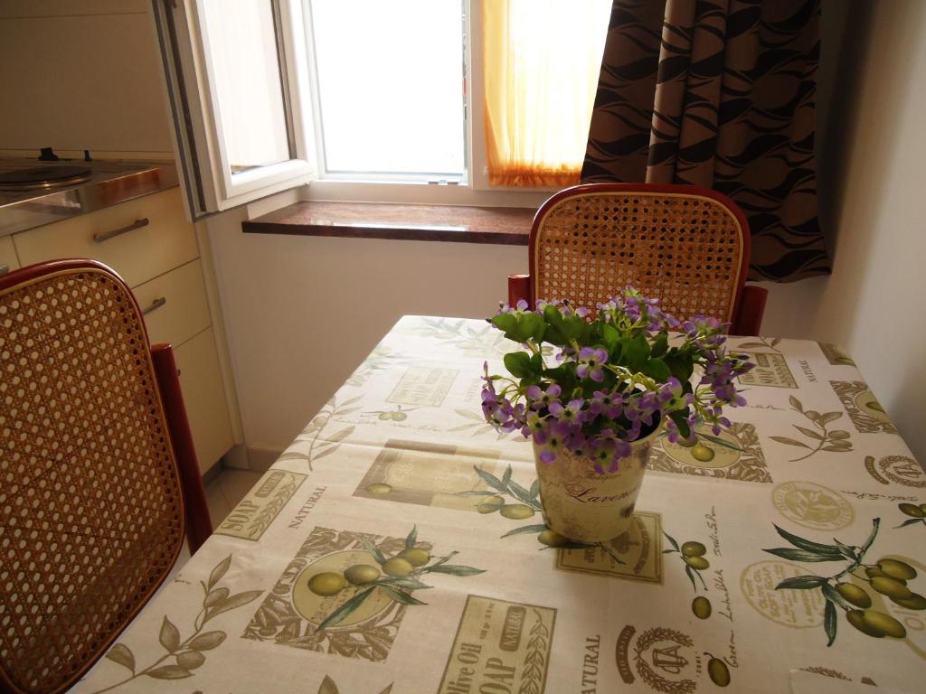 Fotografia z galérie ubytovania Apartments Bobbi v Omise
