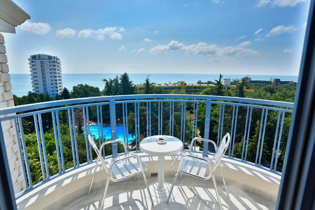 Balkón nebo terasa v ubytování Sofia Hotel - All Inclusive & Private Beach