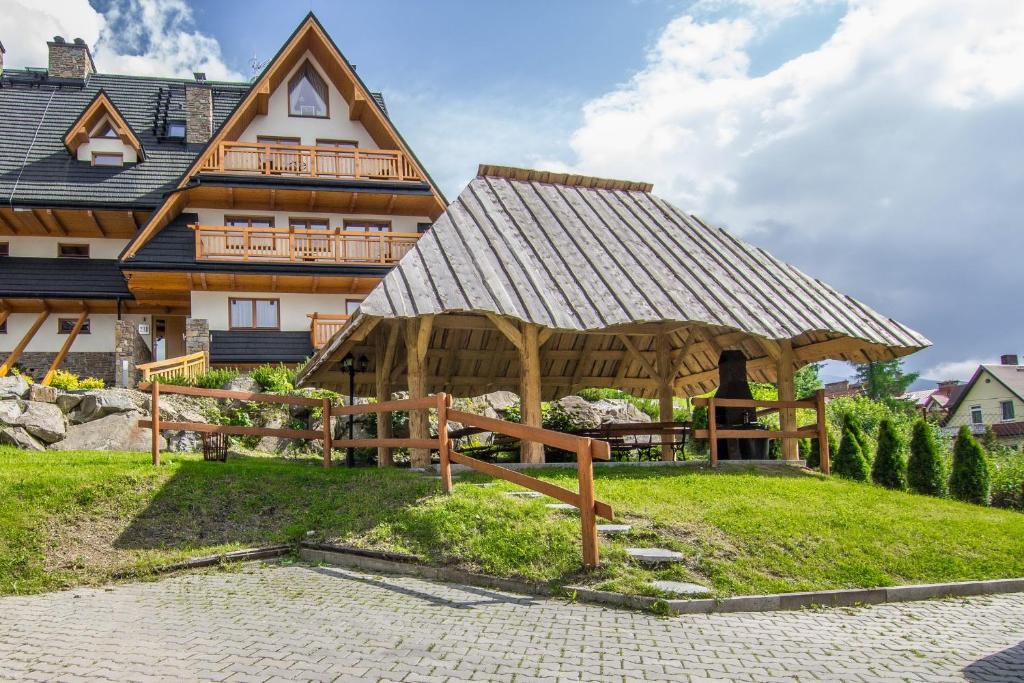 Budynek, w którym mieści się apartament
