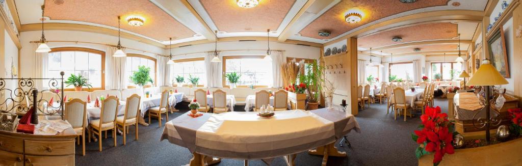 Restaurace v ubytování Hotel Pfrontener Hof