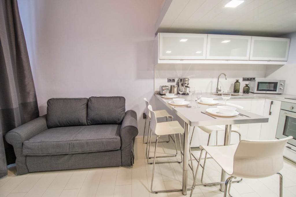 Kuchnia lub aneks kuchenny w obiekcie Ruterra Apartment Cimburkova