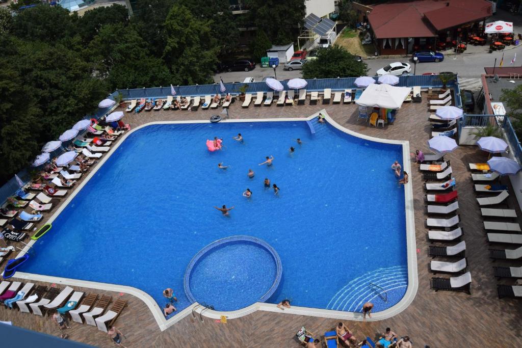Bazén v ubytování Sofia Hotel - All Inclusive & Private Beach nebo v jeho okolí
