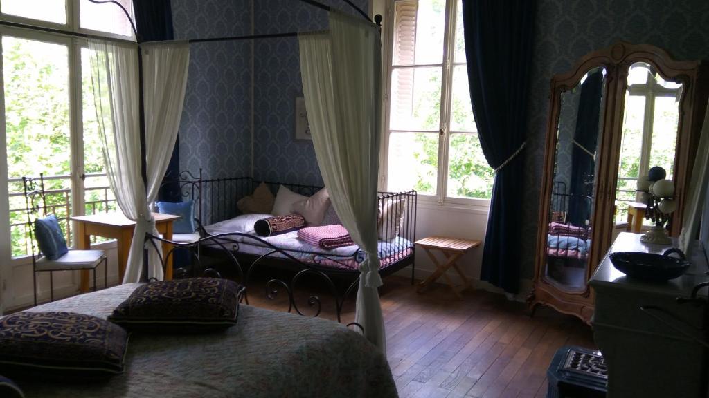 Posezení v ubytování Chambres d'Hôtes-Château Constant