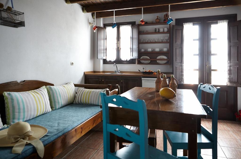 Część wypoczynkowa w obiekcie Anna Traditional Apartments