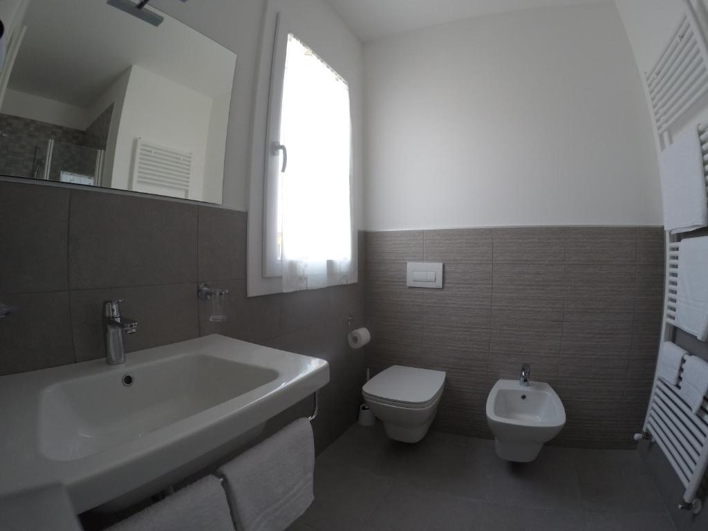 Koupelna v ubytování B&B Villa del Lago
