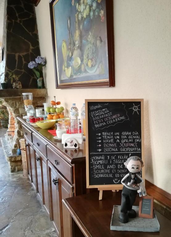 Fotografie z fotogalerie ubytování Hostal Los Pinares v destinaci Lloret de Mar
