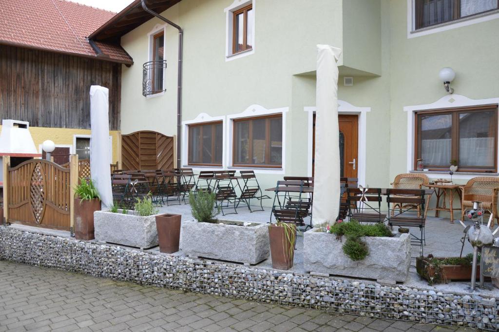 Budova, v ktorej sa farma nachádza