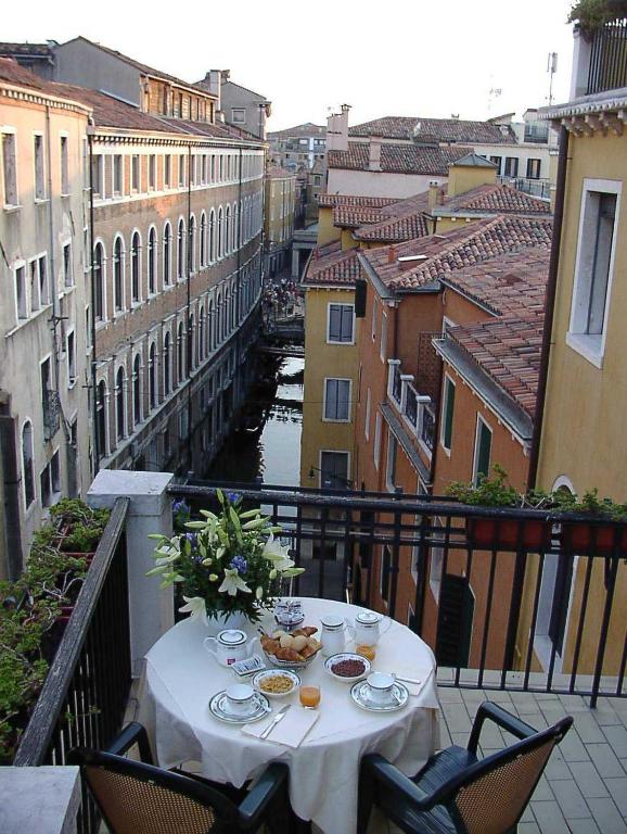 San Marco Palace - Resim 21