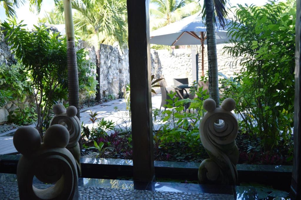 Zahrada ubytování Aitutaki Escape
