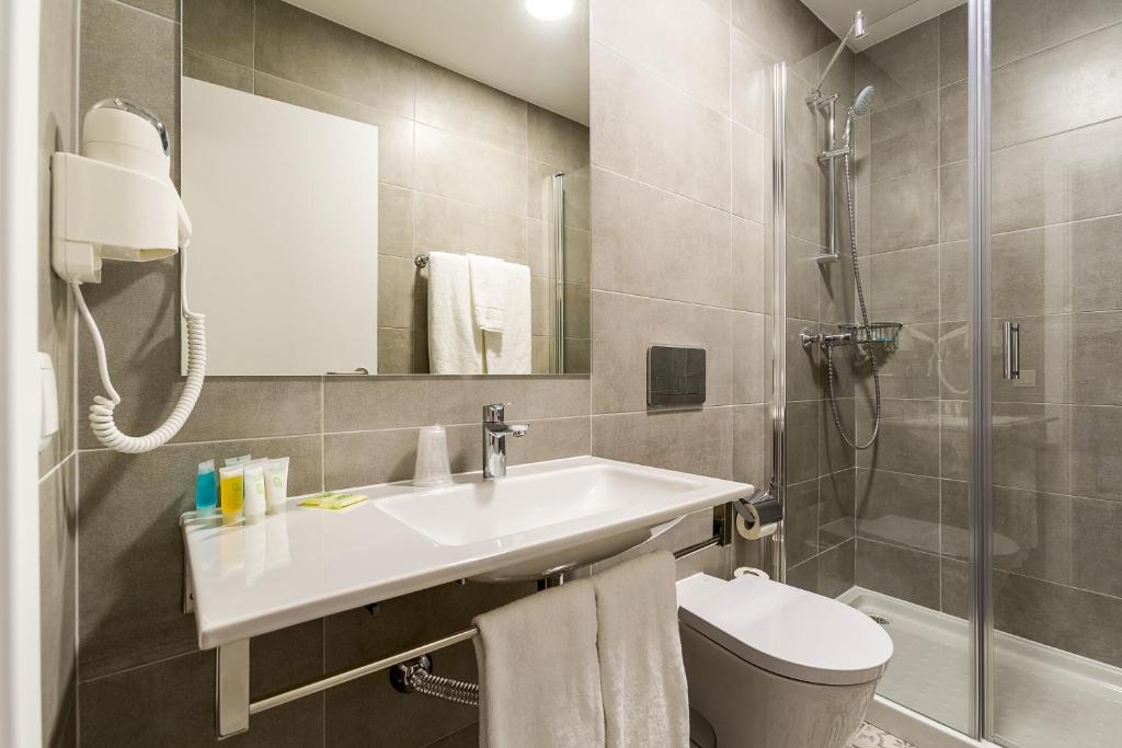 Micasa Inn Fátima - Tweepersoonskamer Met Balkon