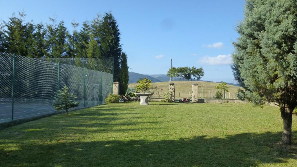 Vonkajšia záhrada v ubytovaní Casa Respal EVI00158