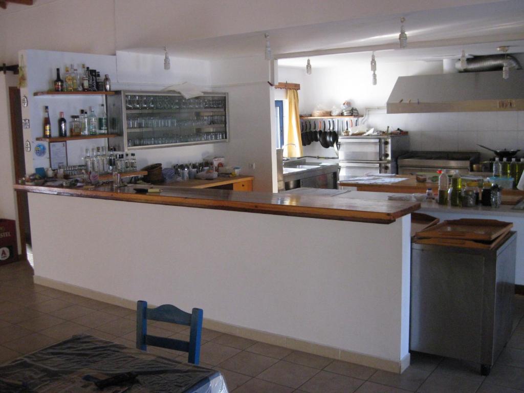 A kitchen or kitchenette at Maravelias House