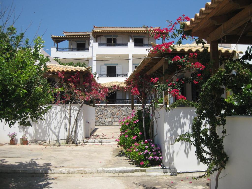 The building in which a vendégházakat is located