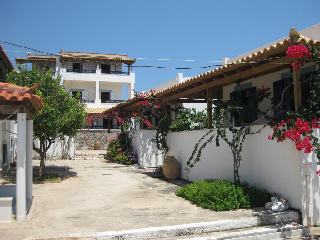 The building in which a vendégházakat is located