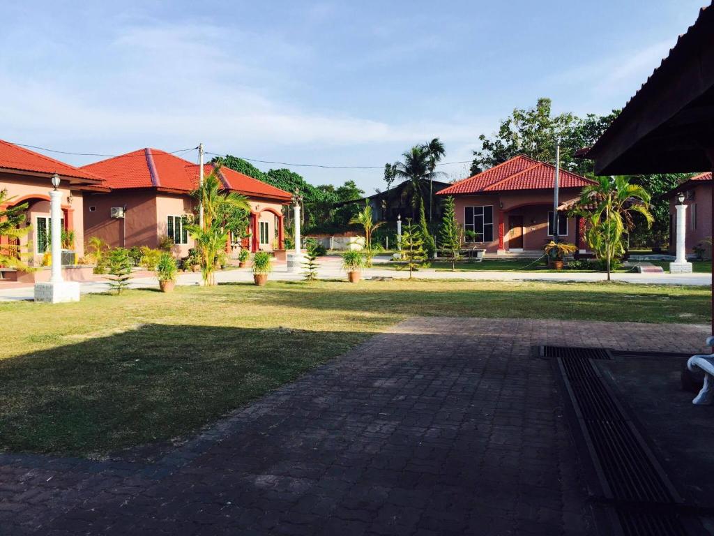 Harmony Guesthouse Sdn Bhd - Three-Bedroom House