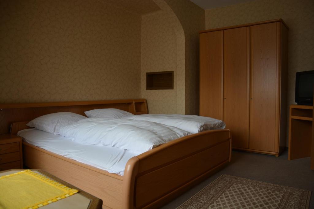 Pension Cecilie - Chambre Double De Luxe Avec Baignoire