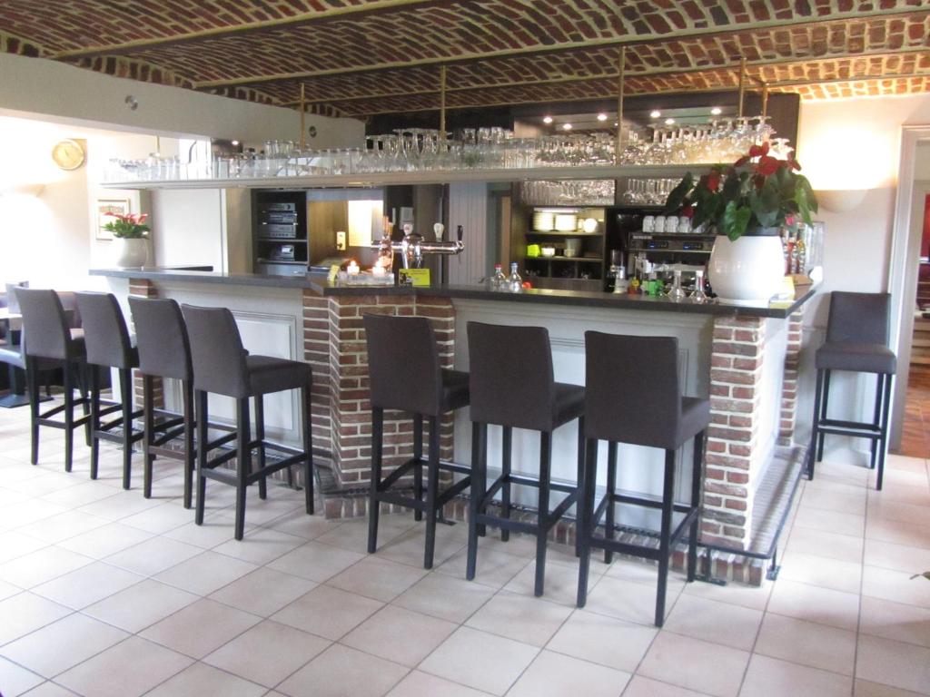 Lounge nebo bar v ubytování Hotel Klein Nederlo