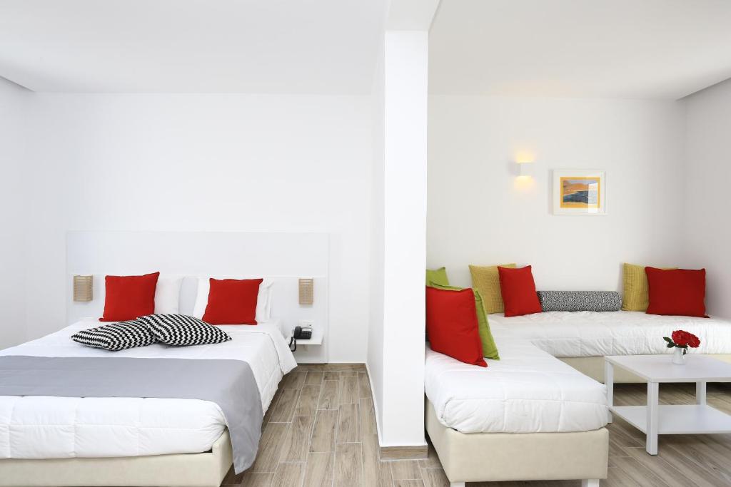 Postel nebo postele na pokoji v ubytování Blu Acqua Hotel