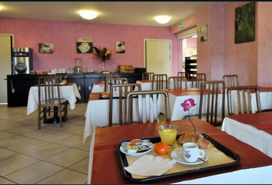 Restaurace v ubytování Prim Hotel Reims