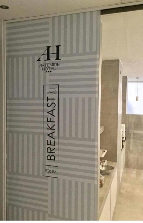 Łazienka w obiekcie Hotel Artemide