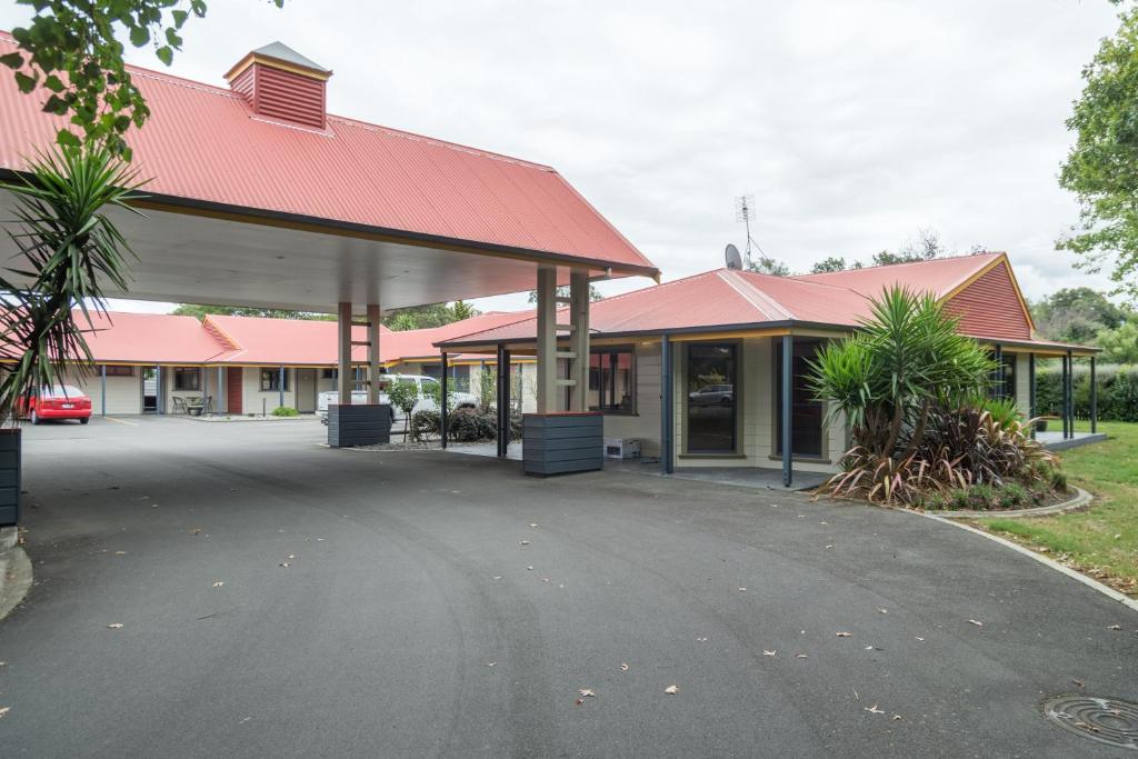 ASURE Oak Estate Motor Lodge