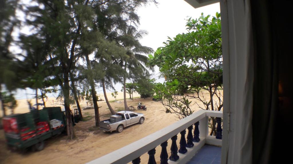 Tony Home and Restaurant - 10