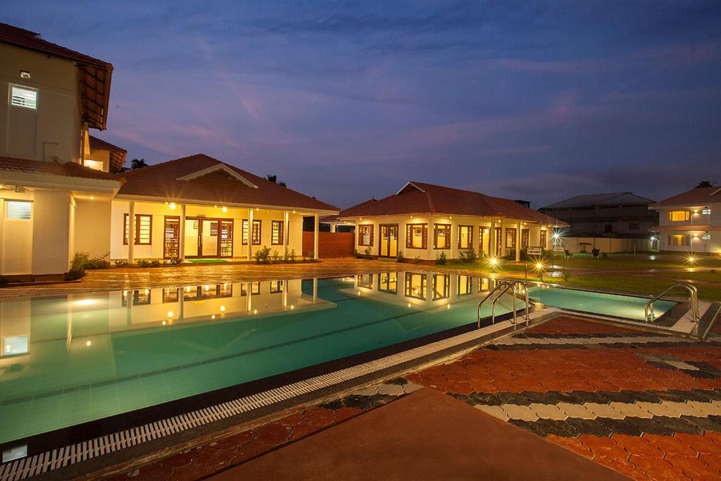 Bazén v ubytování Le Coffee Resort nebo v jeho okolí