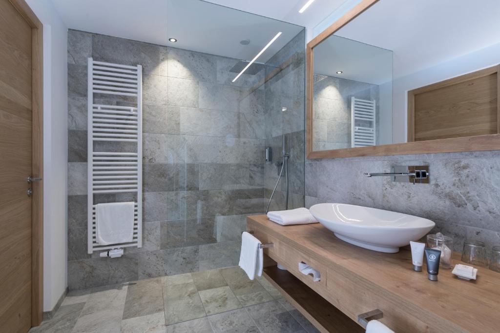 Hotel Ambet - Deluxe Double Room