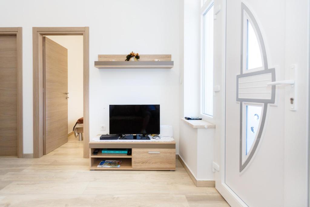 Zdjęcie z galerii obiektu Apartment Rosemary 24 w Krku