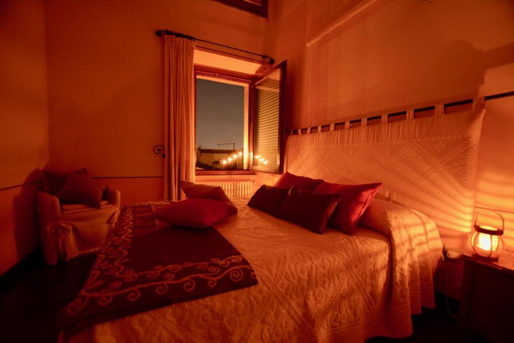 Ένα ή περισσότερα κρεβάτια σε δωμάτιο στο Romantic Suite Canelles