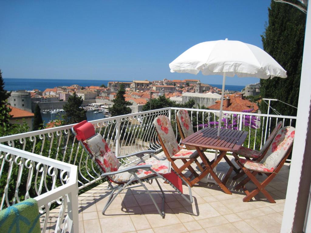 En balkon eller terrasse på Apartment Katinka