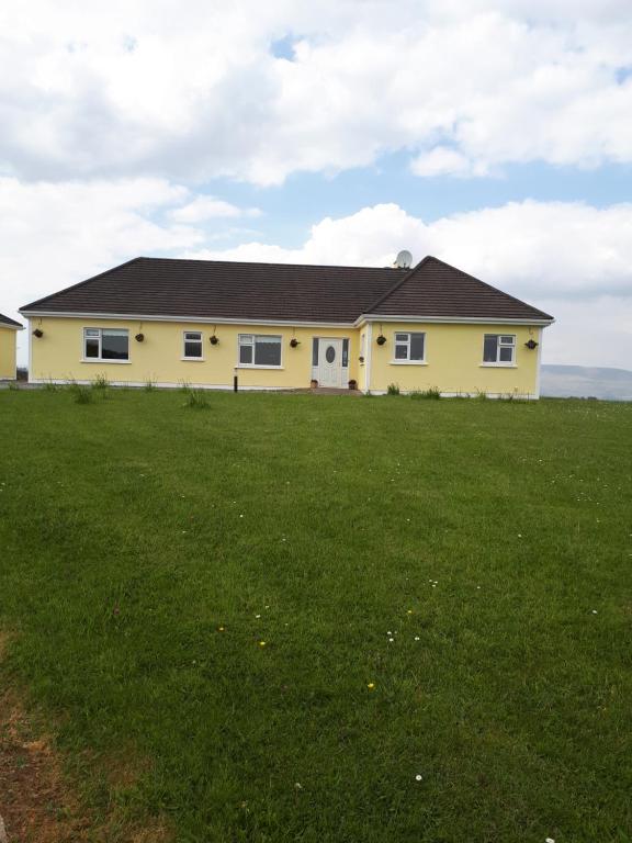 Loodusmaastik of the bed and breakfast lähedal