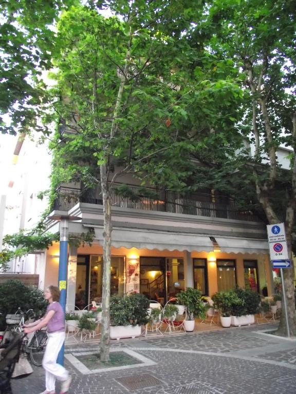 Budynek, w którym mieści się hotel