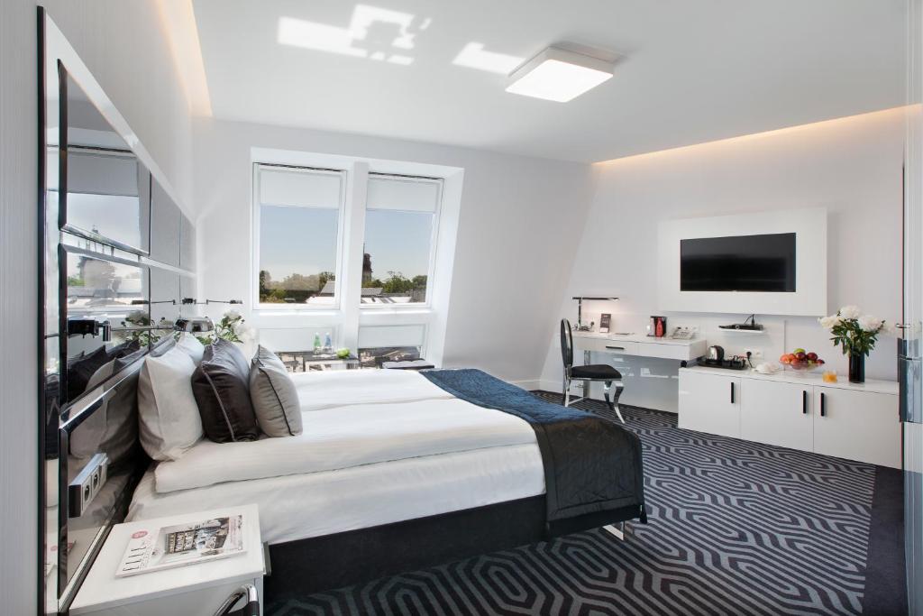 
Deluxe Premium Double Room
