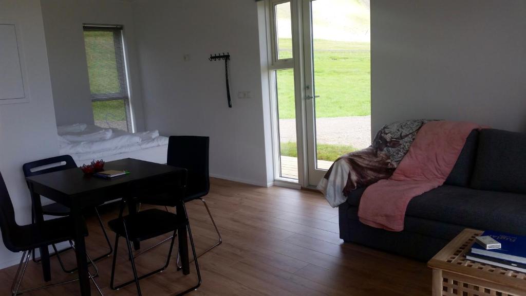 Posezení v ubytování Krákhamar Apartments