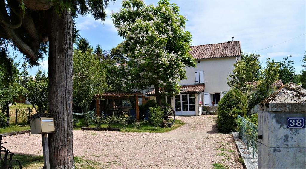 Ajjana Chambres d'hôtes – Photos 1