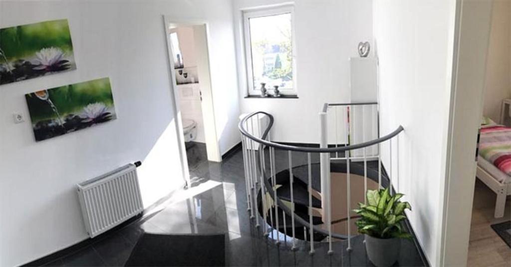 Gästehaus am Hattinger Rathaus - Single Room With Shared Bathroom