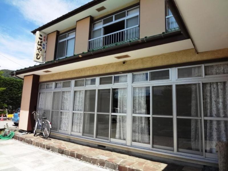Budova, kde se ryokan nachází