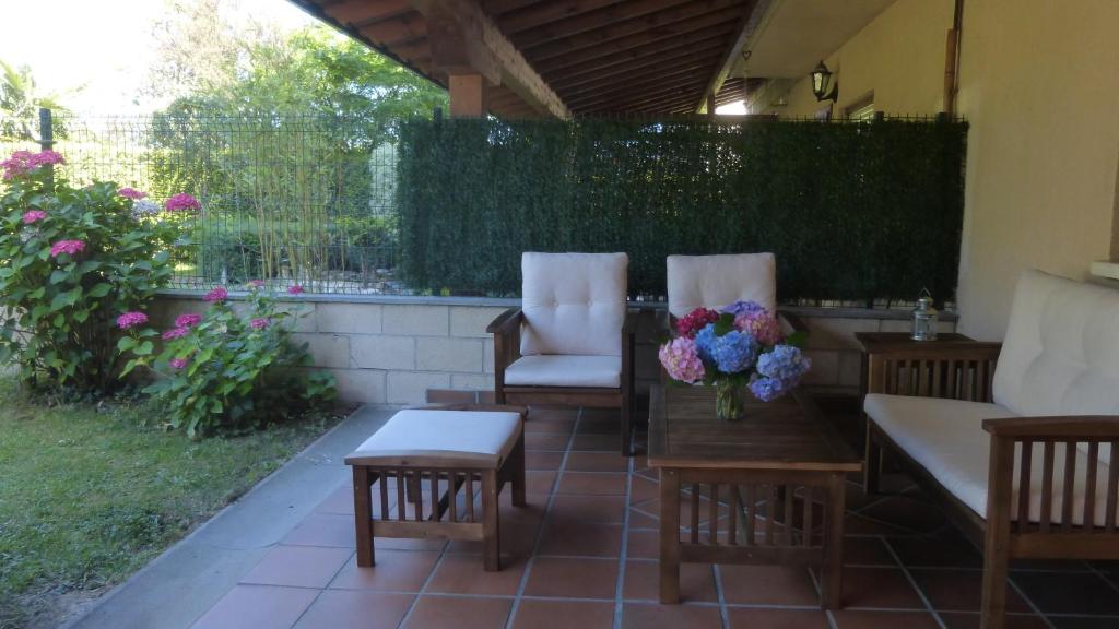 Vonkajšia záhrada v ubytovaní Casa Respal EVI00158