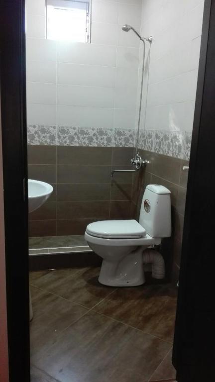 Koupelna v ubytování Goga Guesthouse