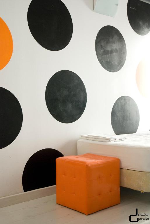 Posedenie v ubytovaní Albergue Revolutum Hostel