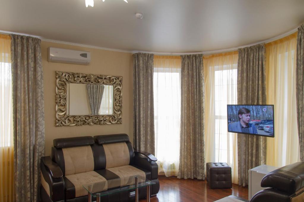 Viktoria Hotel - Семейный младший люкс