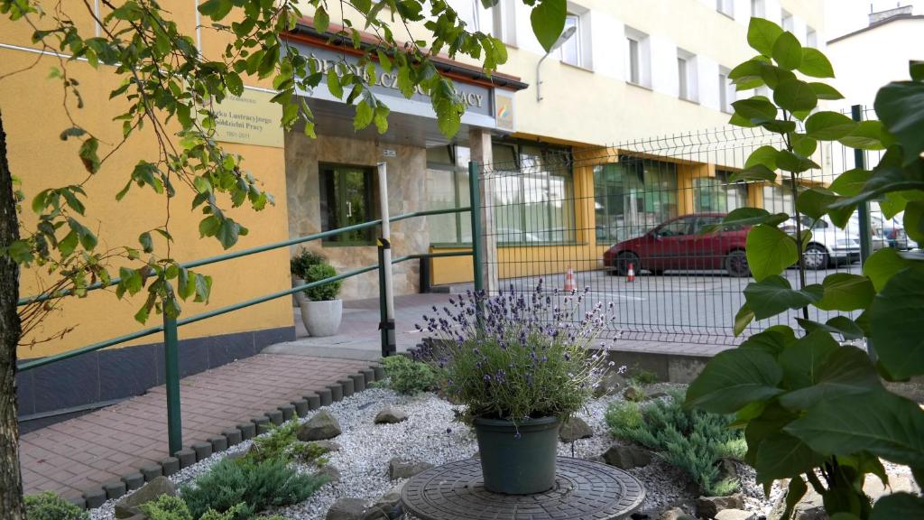 Budova, v ktorej sa apartmánový hotel nachádza