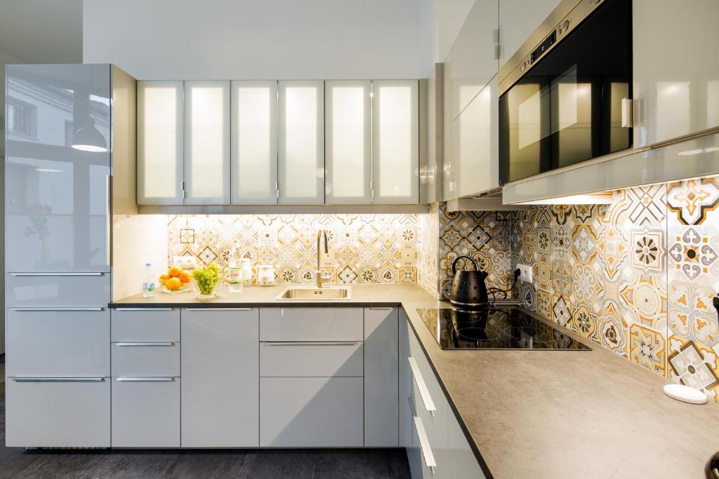 Kuchyňa alebo kuchynka v ubytovaní Kings Landing Apartament