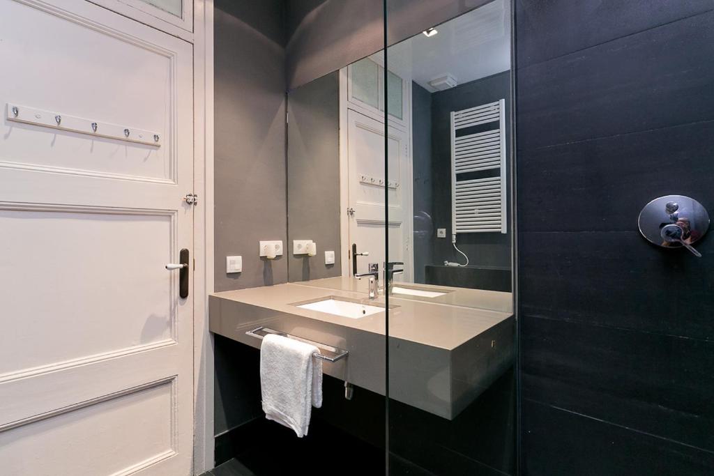 Bcn Paseo De Gracia Rocamora Apartment - 16