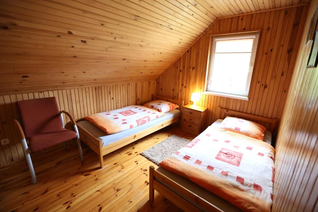 Agroturystyka Pod Pstrągiem - Two-Bedroom Chalet