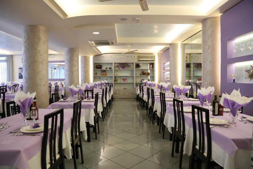 Restaurace v ubytování Hotel Ambra