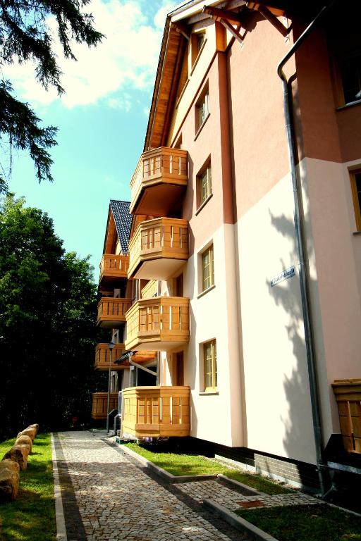 Budova, v ktorej sa apartmán nachádza