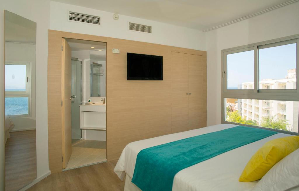 Postel nebo postele na pokoji v ubytování JS Palma Stay - Adults Only