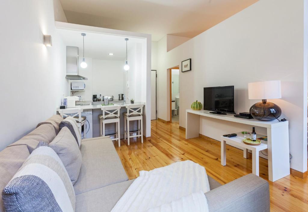 BO - Bolhão Apartments - Standard One-Bedroom Apartment With Balcony